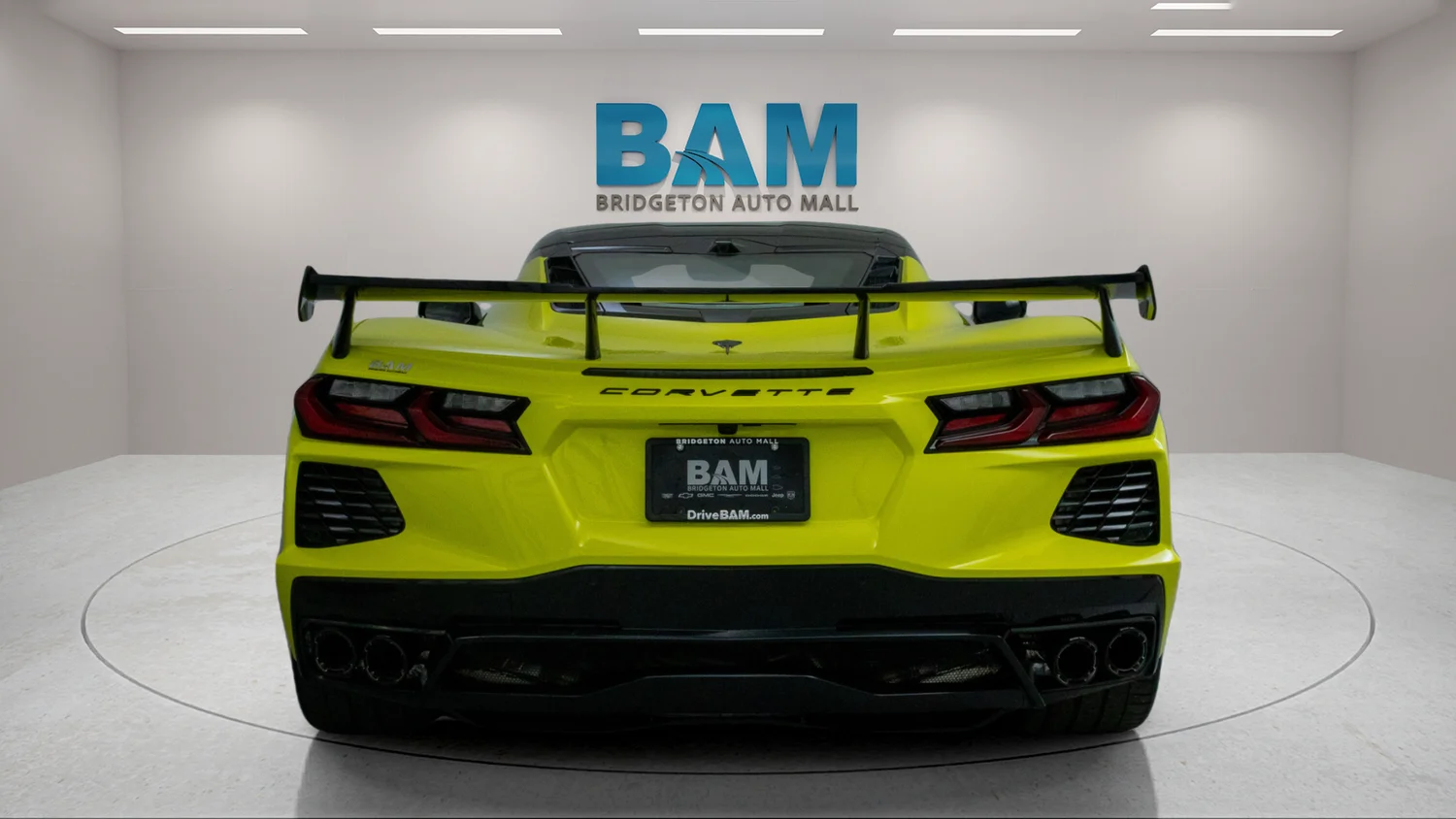 Used 2022 Yellow Chevrolet Stingray image 6