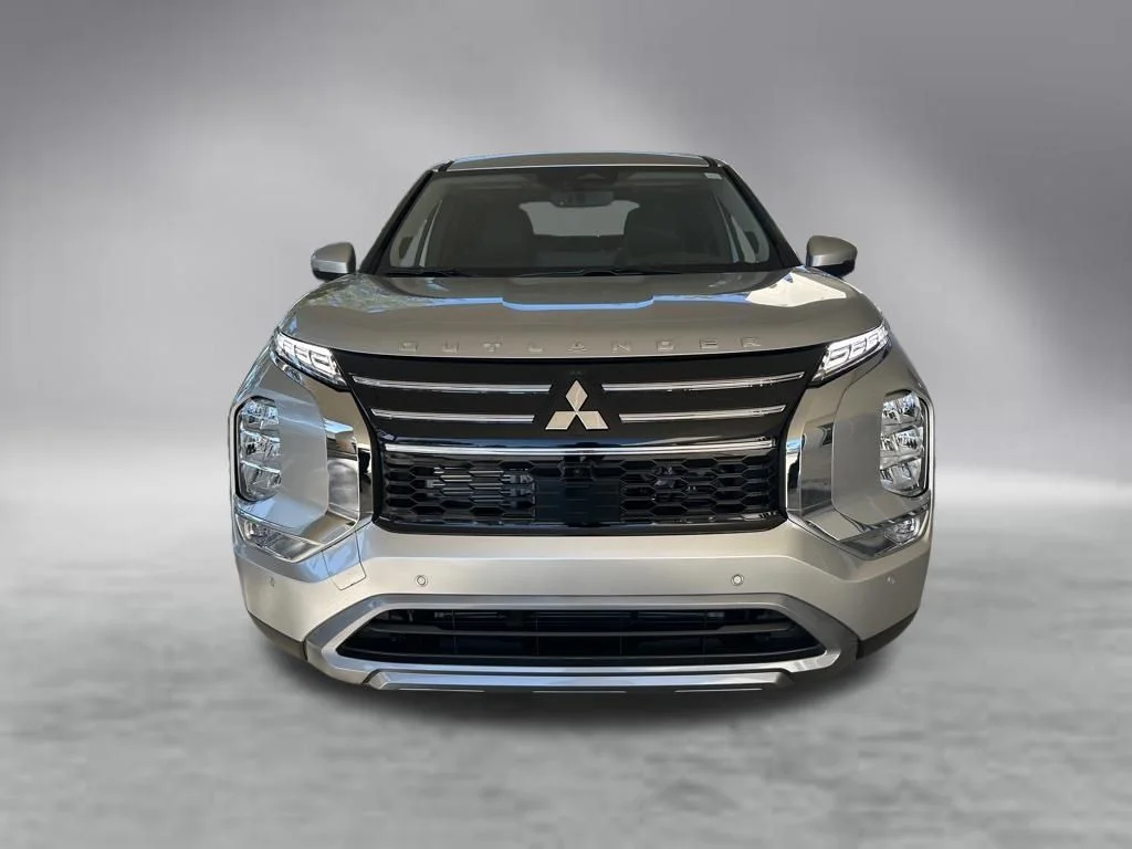 New 2026 Silver Mitsubishi SE 1.5T 2WD image 13