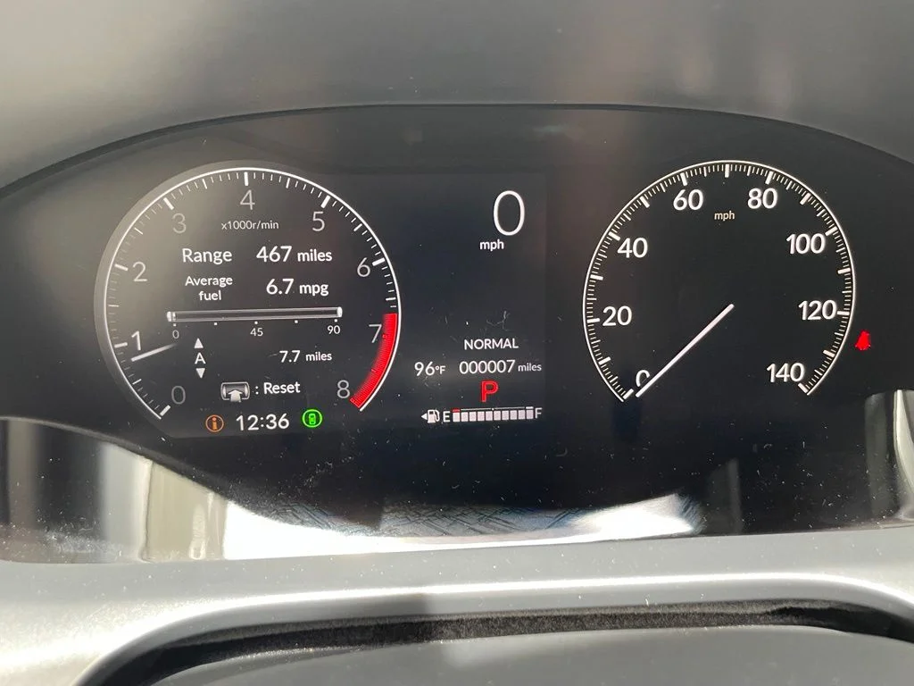 New 2027 Platinum White Pearl Honda Sport AWD image 17