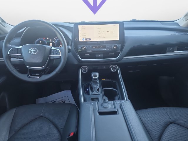 Certified Used 2024 Pearl Toyota Limited image 12
