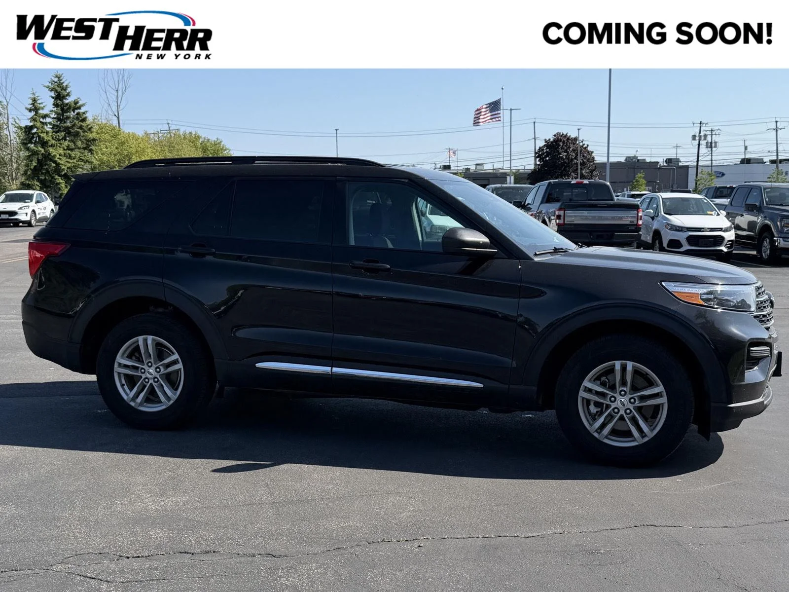 2024 Ford Explorer XLT 4WD's photo