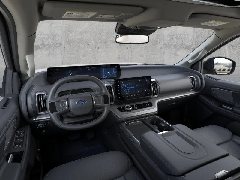 New 2026 Star White Metallic Tri-Coat Ford Platinum® image 9