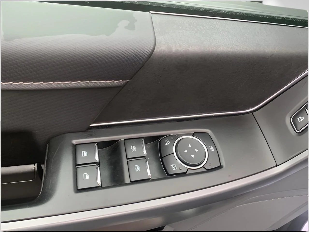 Used 2025 Gray Ford XLT image 1