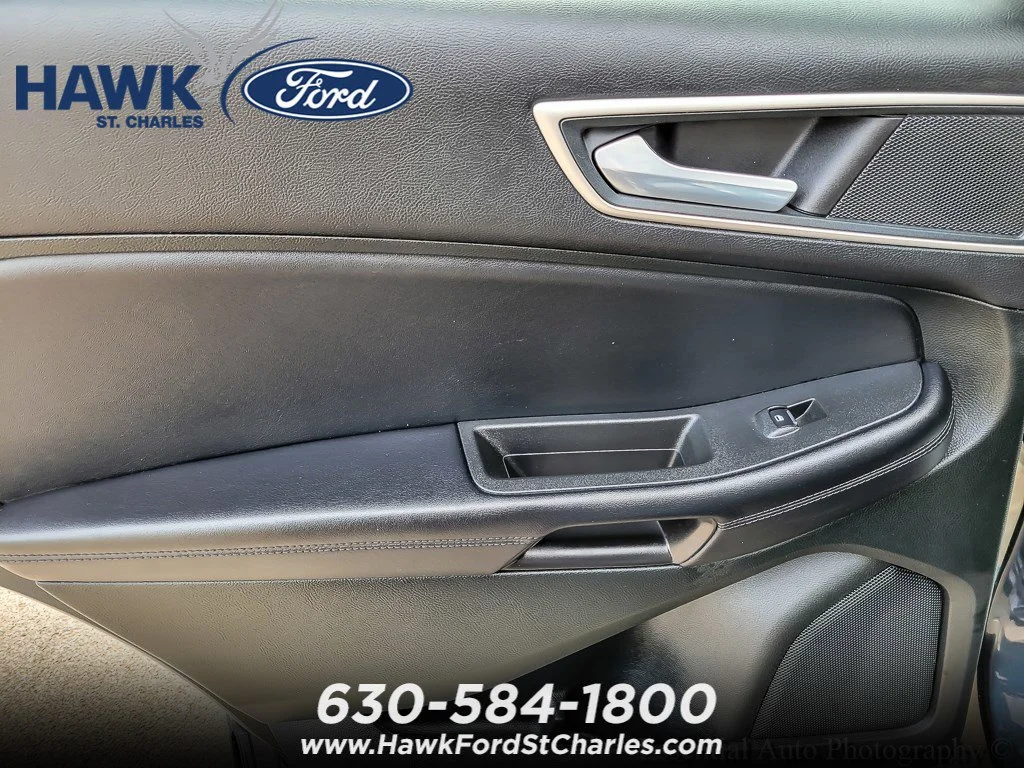 Used 2023 Blue Metallic Ford SEL image 18