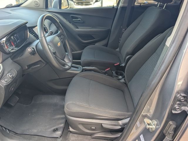 Used 2020 Gray Chevrolet LS image 8
