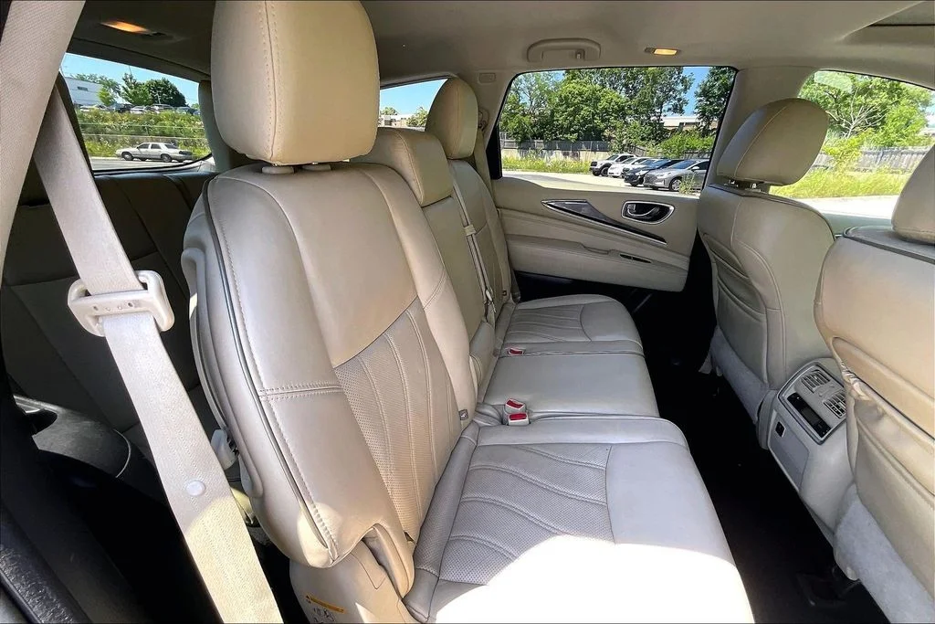 Used 2017 Blue INFINITI Base image 25