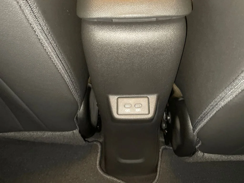 2027 Chevrolet Bolt RS - Photo 25