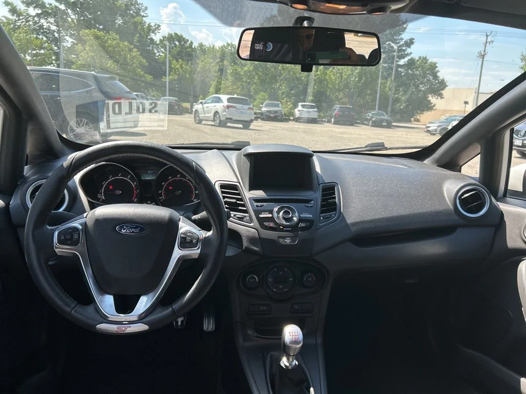 Used 2019 White Ford ST image 19
