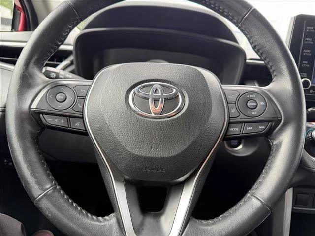 Used 2022 Red Toyota LE image 19
