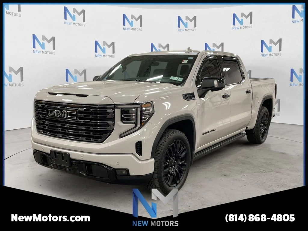 Used 2025 Titanium GMC Denali Ultimate image 1
