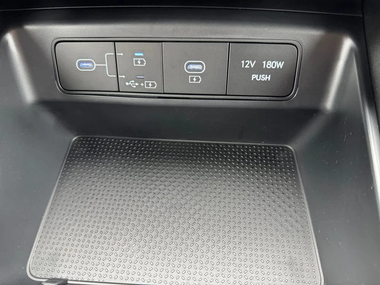 New 2027 Green Hyundai SE AWD image 4