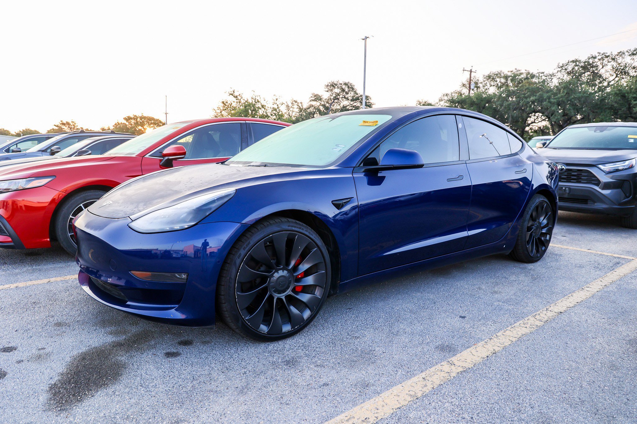 Used 2022 NA Tesla Performance image 2