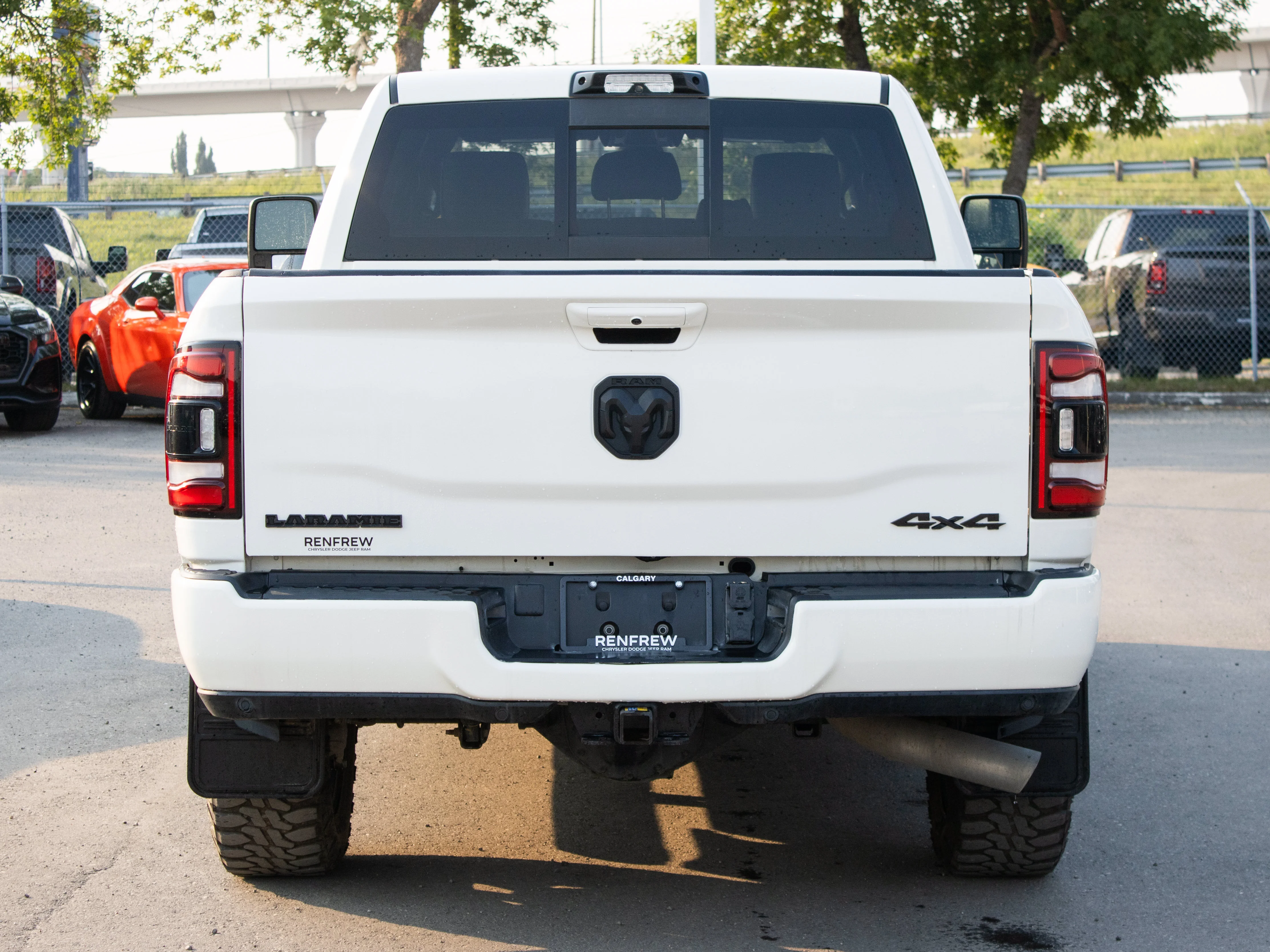 Certified Used 2024 White RAM Laramie * Cummins | Night Edition 6Passenger | Towing Tech | 5th Wheel | Heated Seats image 13