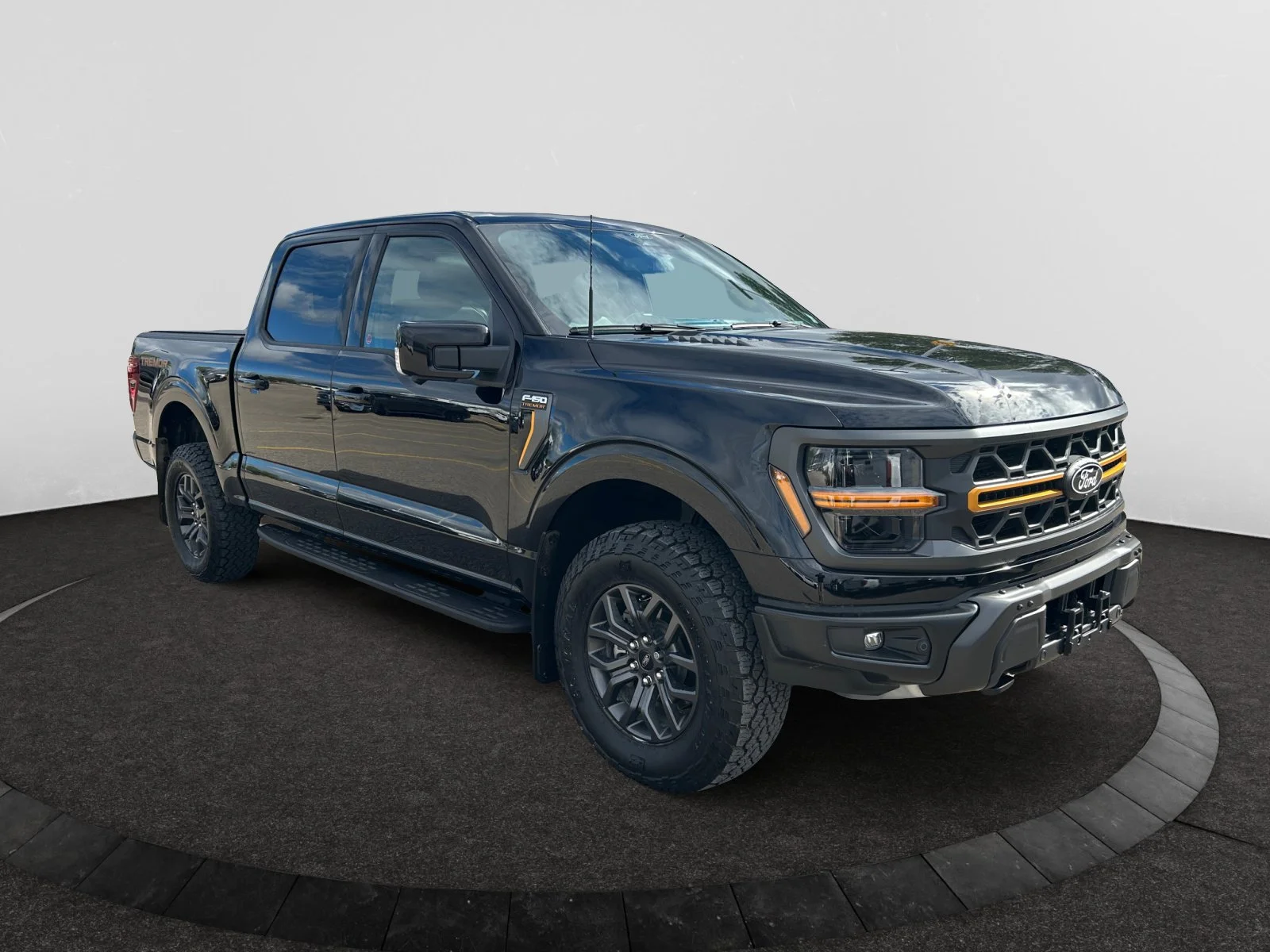 Used 2025 Black Ford Tremor SuperCrew image 7