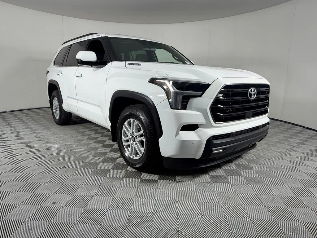 Certified Used 2025 White Toyota SR5 image 4