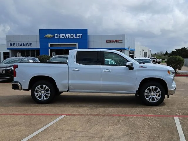 2026 Chevrolet Silverado 1500 LTZ - Photo 7