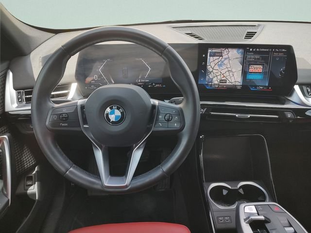 Used 2023 Black BMW xDrive28i image 10