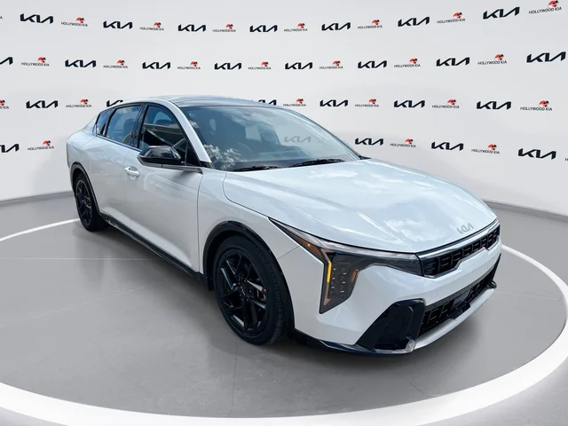 2025 Kia K4 GT-Line Turbo