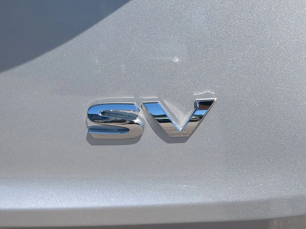 Used 2023 Silver Nissan SV image 10