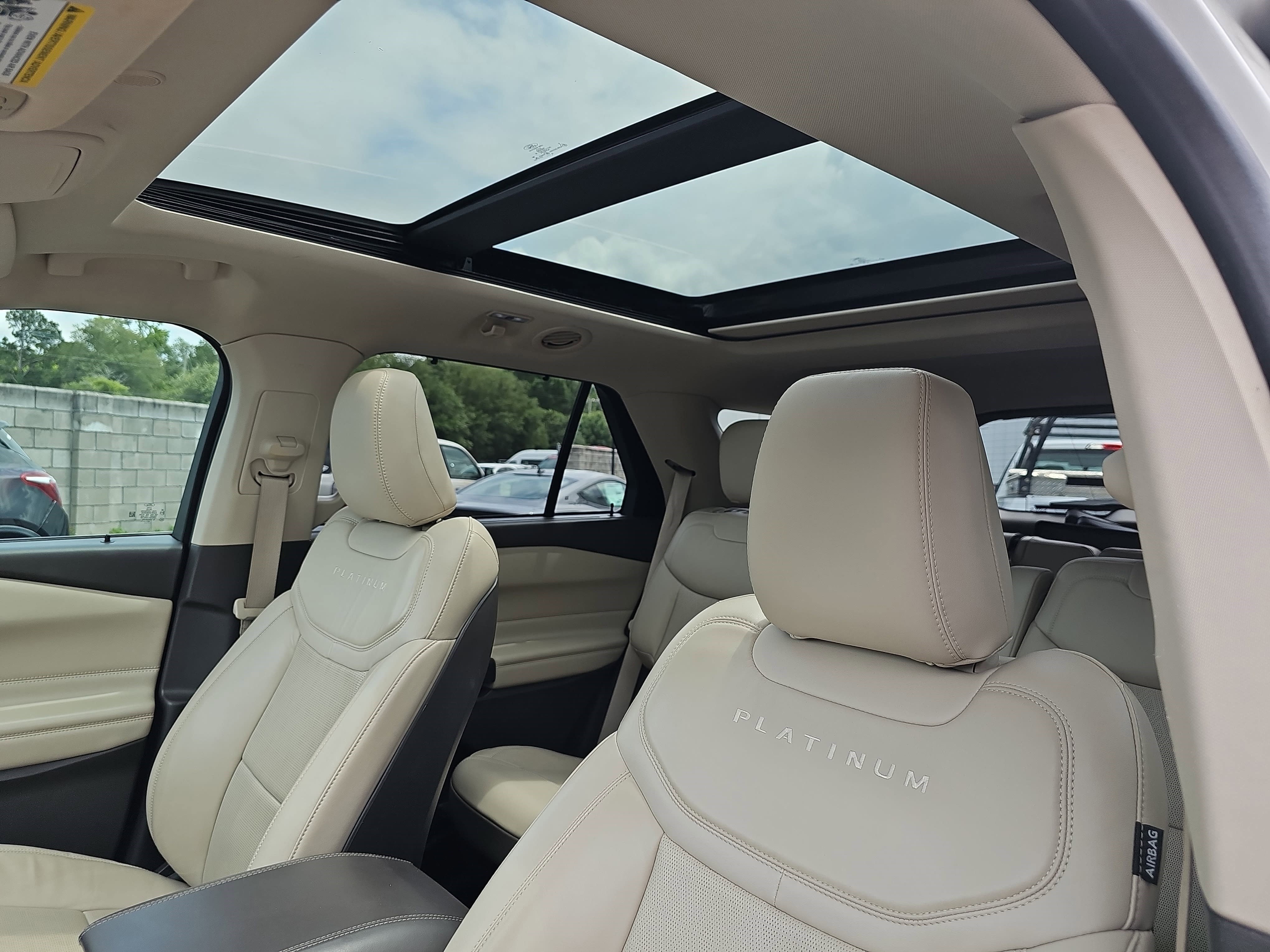 Used 2020 White Ford Platinum image 15