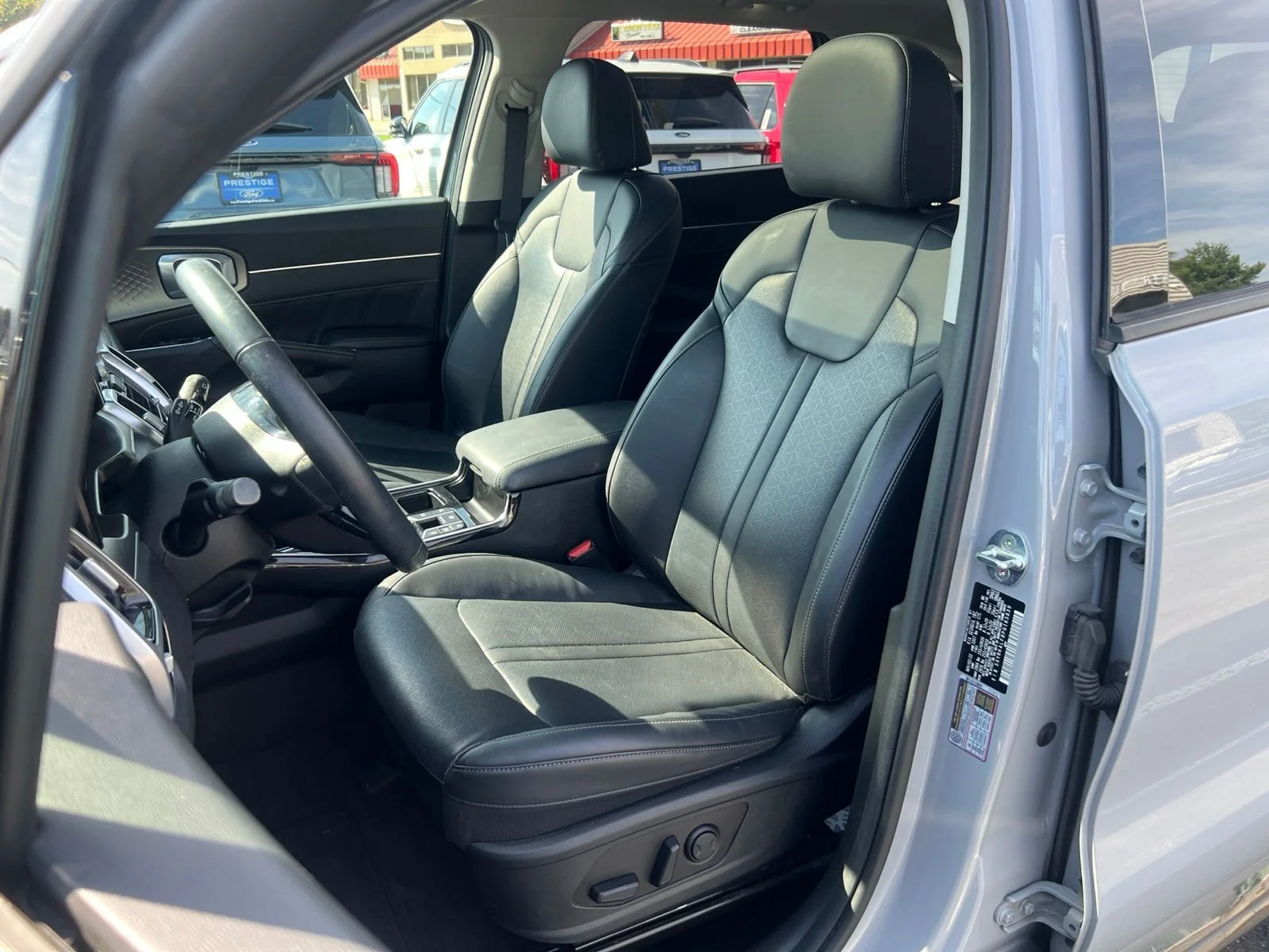 Used 2023 Wolf Gray Kia SX image 23