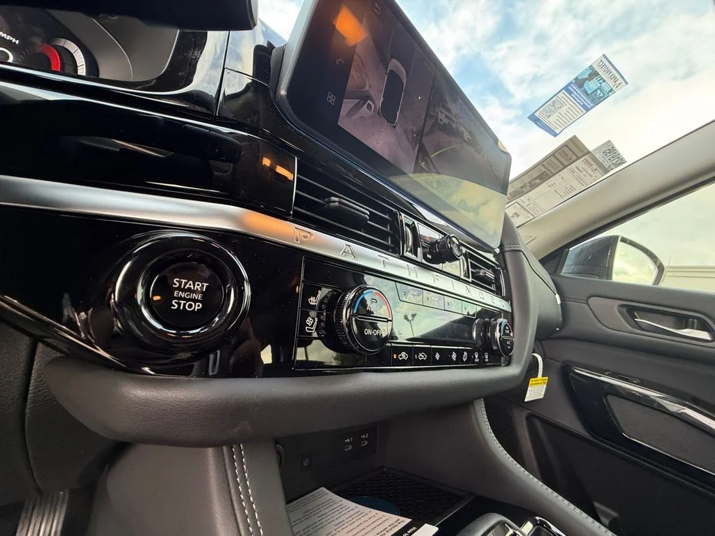New 2026 Gray Nissan Platinum image 23
