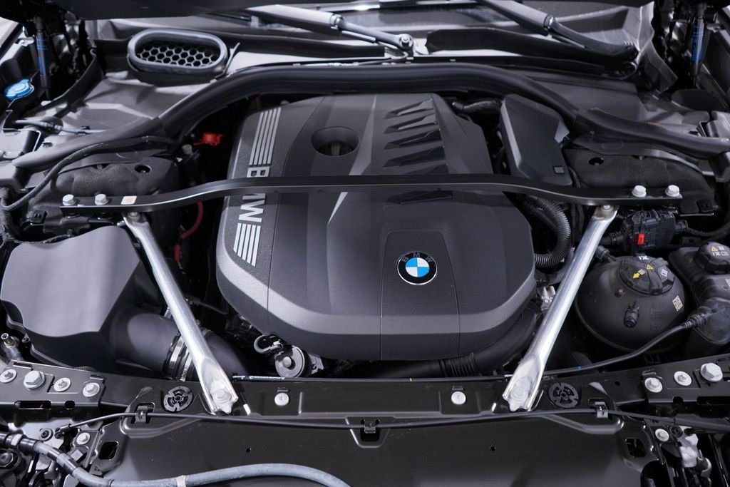Used 2026 Black Sapphire Metallic BMW 740i image 19