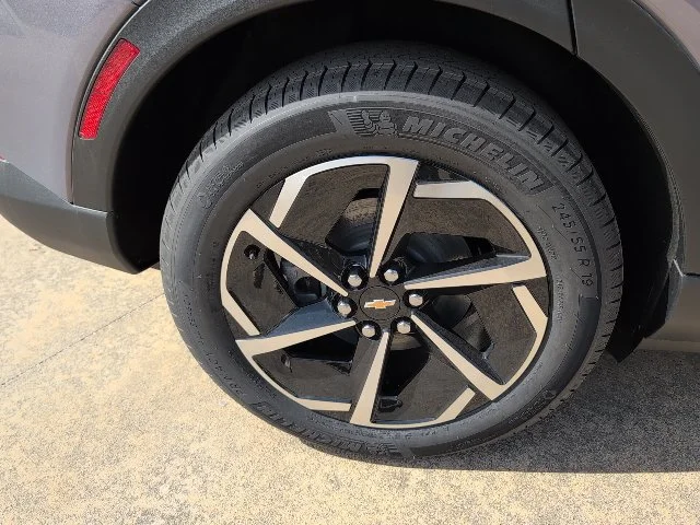 New 2026 Galaxy Gray Metallic Chevrolet LT image 3