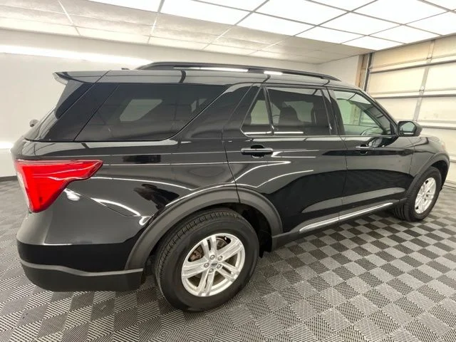 Used 2020 Black Ford XLT image 25