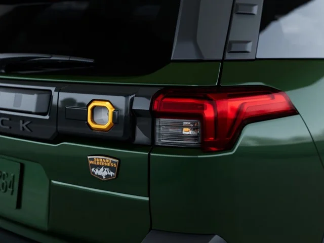 New 2026 DEEP EMERALD GREEN PEARL Subaru Wilderness image 12