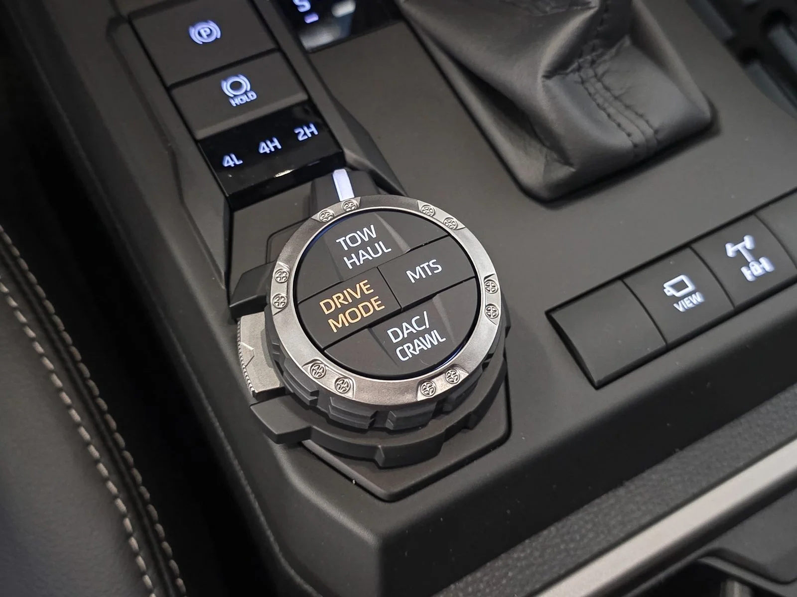2026 Toyota 4Runner TRD Off-Road - Photo 28