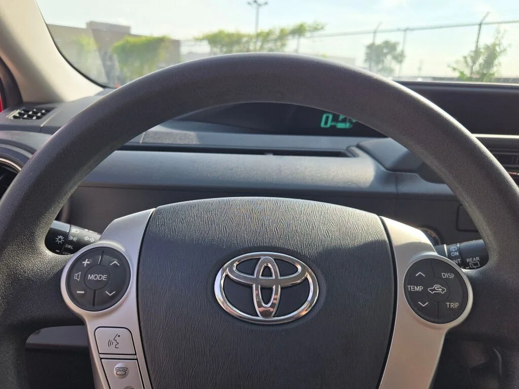 Used 2013 Red Toyota Three image 26