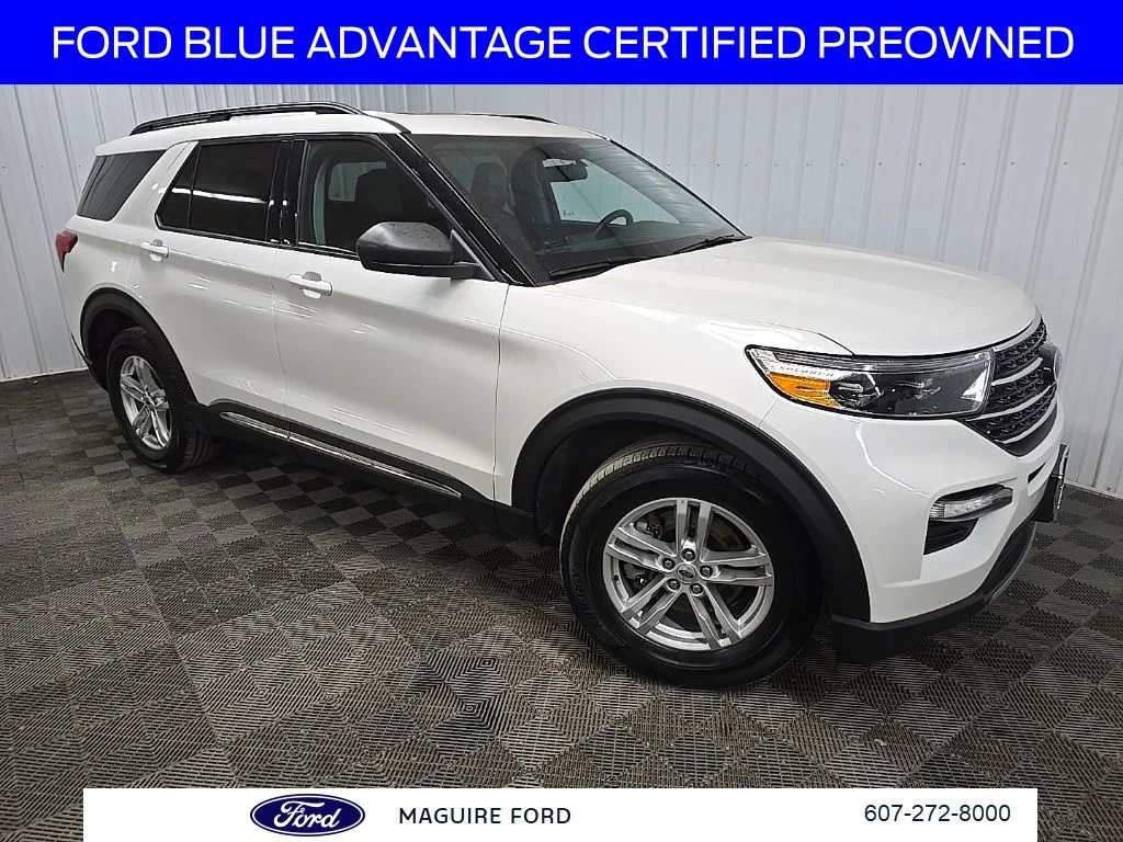 Used 2023 White Ford XLT image 4