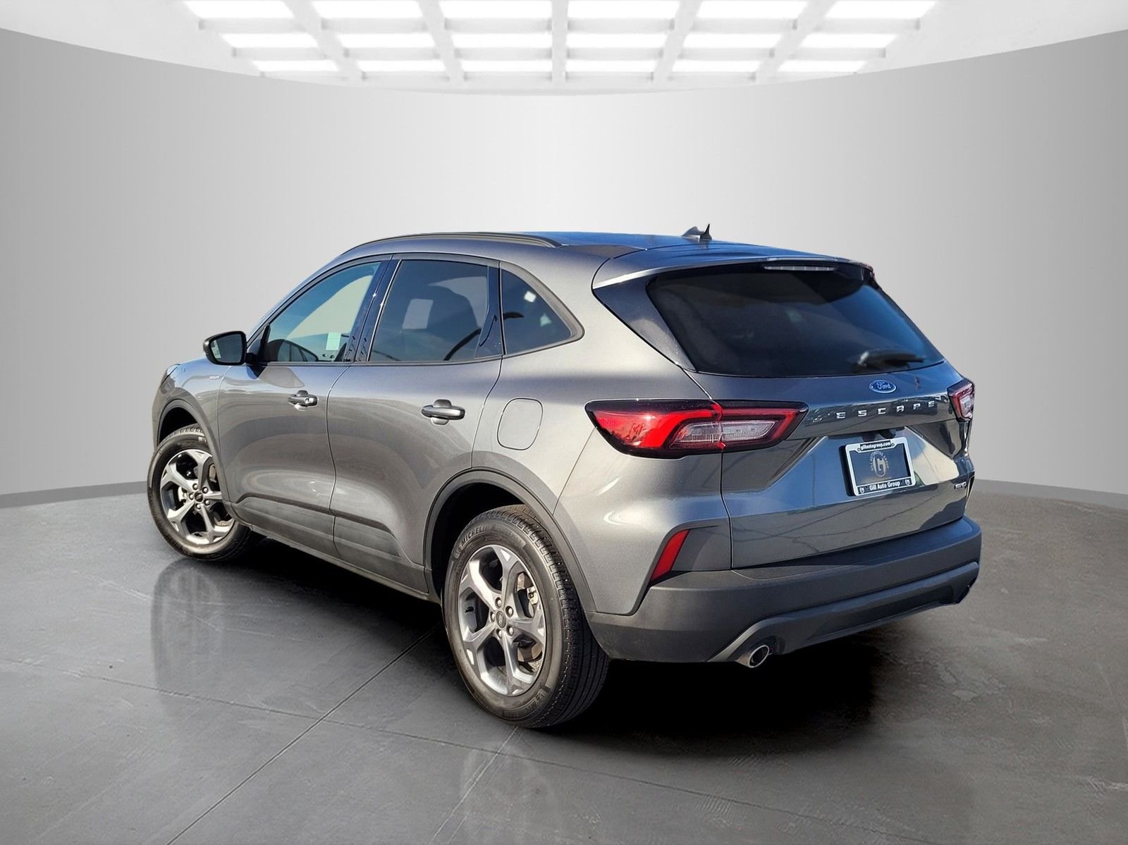 2025 Ford Escape ST-Line photo 4