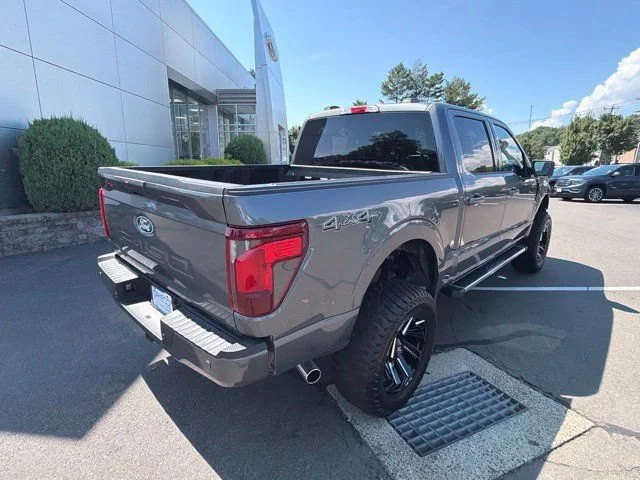 Used 2025 Carbonized Gray Metallic Ford XLT image 7