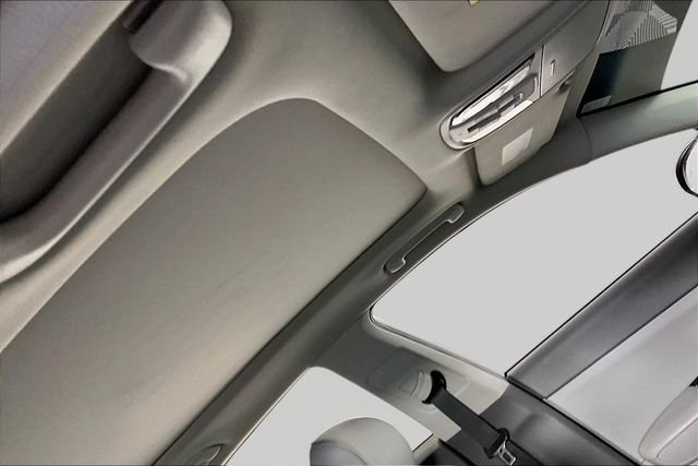 Used 2017 Blue Kia EX image 24