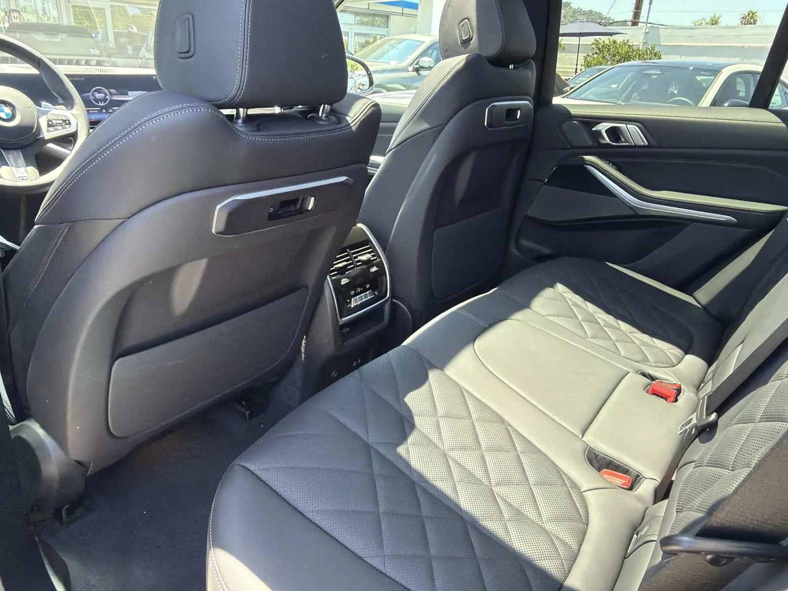 New 2026 Gunmetal II Metallic BMW sDrive40i image 11