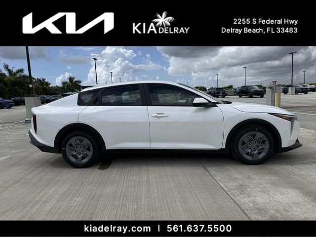 New 2026 Snow White Pearl Kia LX image 2