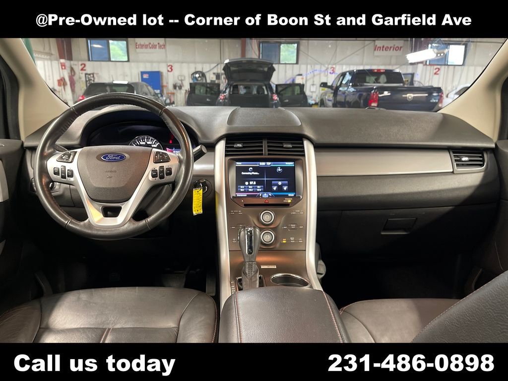 Used 2013  Ford SEL image 18