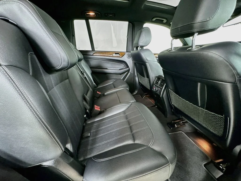 Used 2018  Mercedes-Benz GLS 450 image 37