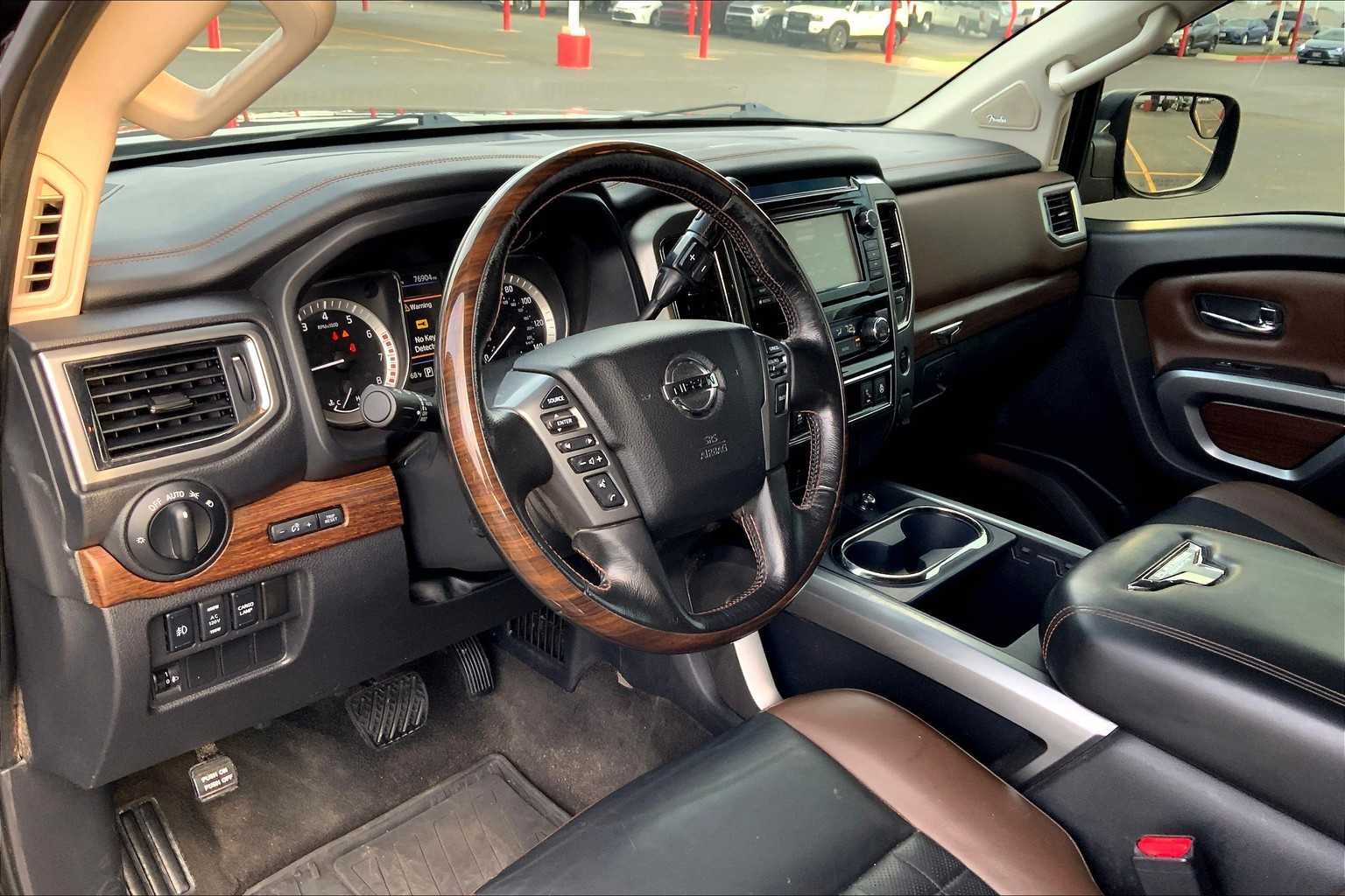 Used 2019 Magnetic Black Metallic Nissan Platinum Reserve image 17