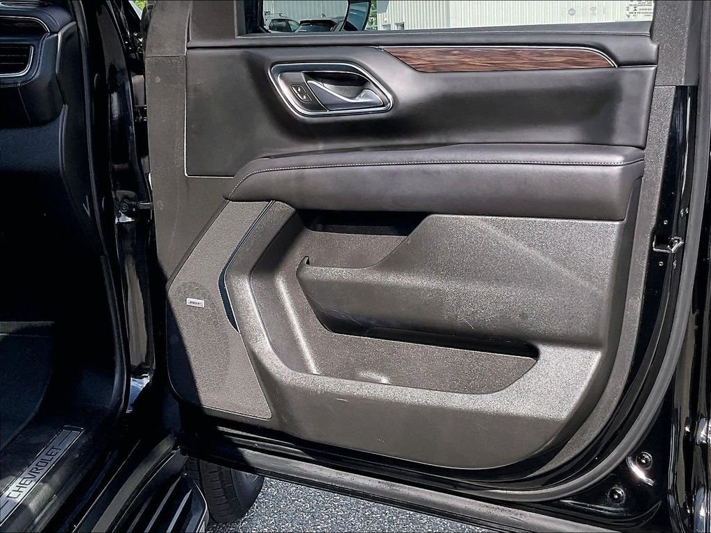 Used 2022 Black Chevrolet LT image 12