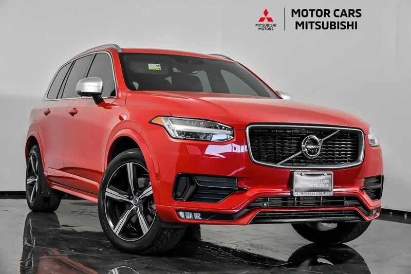 2016 Volvo XC90 T6 AWD R-Design's photo