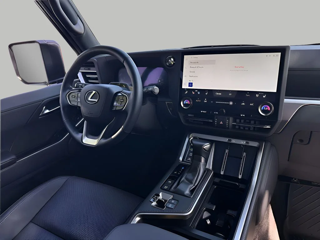 Used 2025 White Pearl Lexus 550 Overtrail image 8