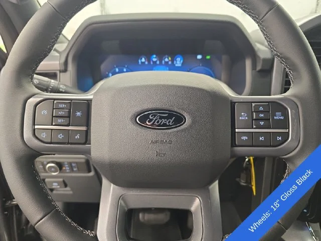 New 2026 Carbonized Gray Metallic Ford XLT image 34