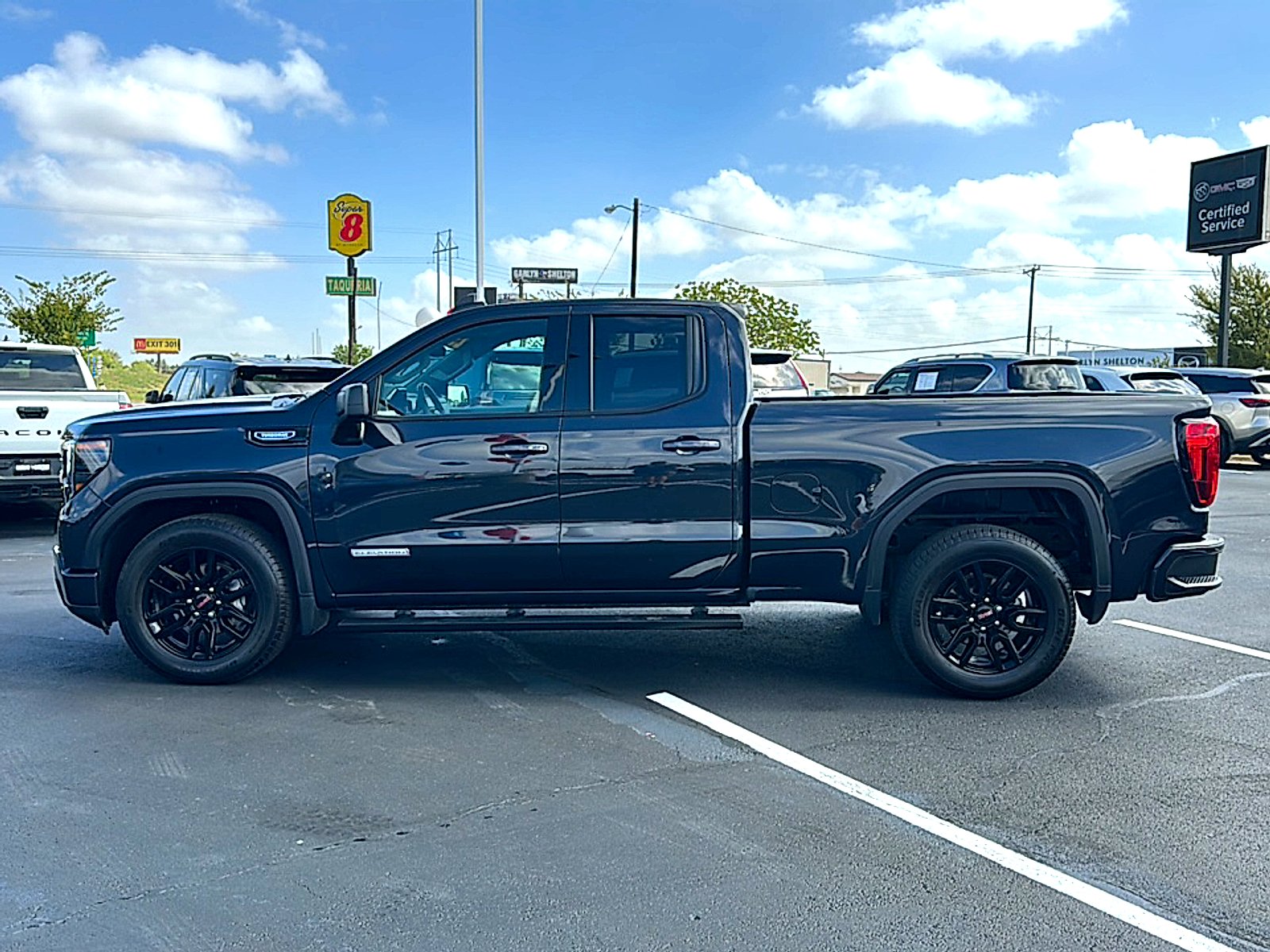 Used 2025 Titanium Rush Metallic GMC Elevation image 5