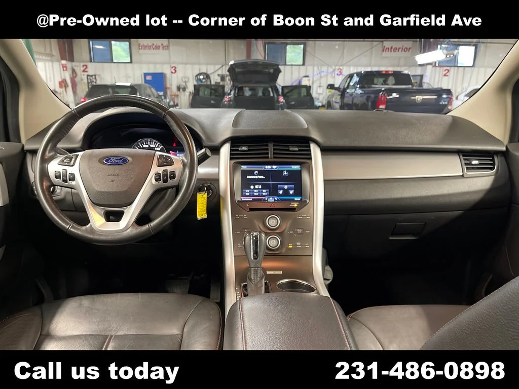 Used 2013  Ford SEL image 18