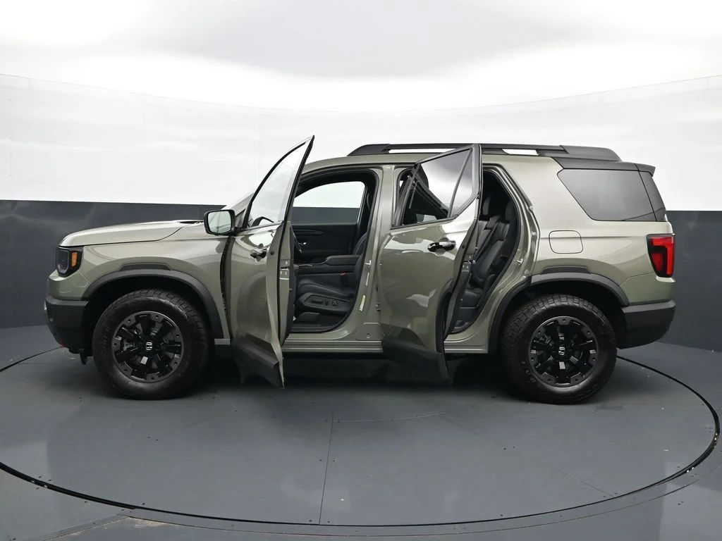 New 2026 Ash Green Metallic Honda TrailSport Elite image 32