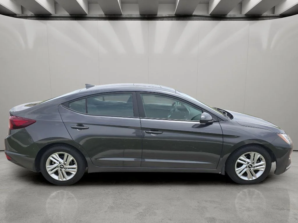 Used 2020 Portofino Gray Hyundai Value Edition image 6