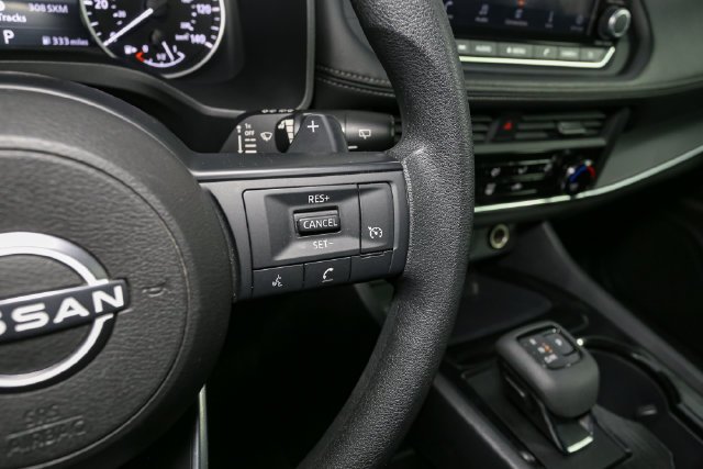 Used 2024 White Nissan S image 25